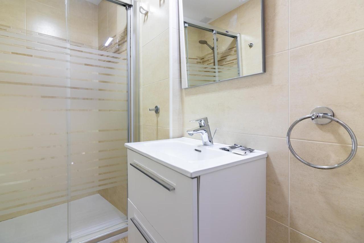Апартаменты Malaga Center Flat Aventurero Boutique Экстерьер фото