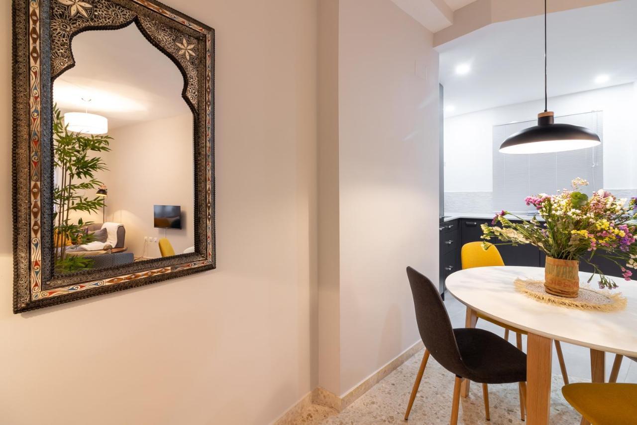 Апартаменты Malaga Center Flat Aventurero Boutique Экстерьер фото