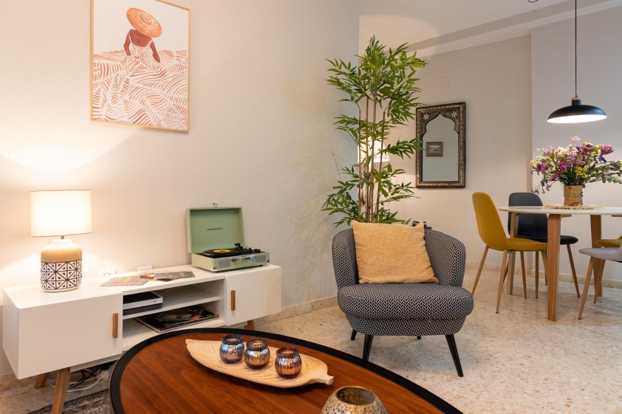 Апартаменты Malaga Center Flat Aventurero Boutique Экстерьер фото