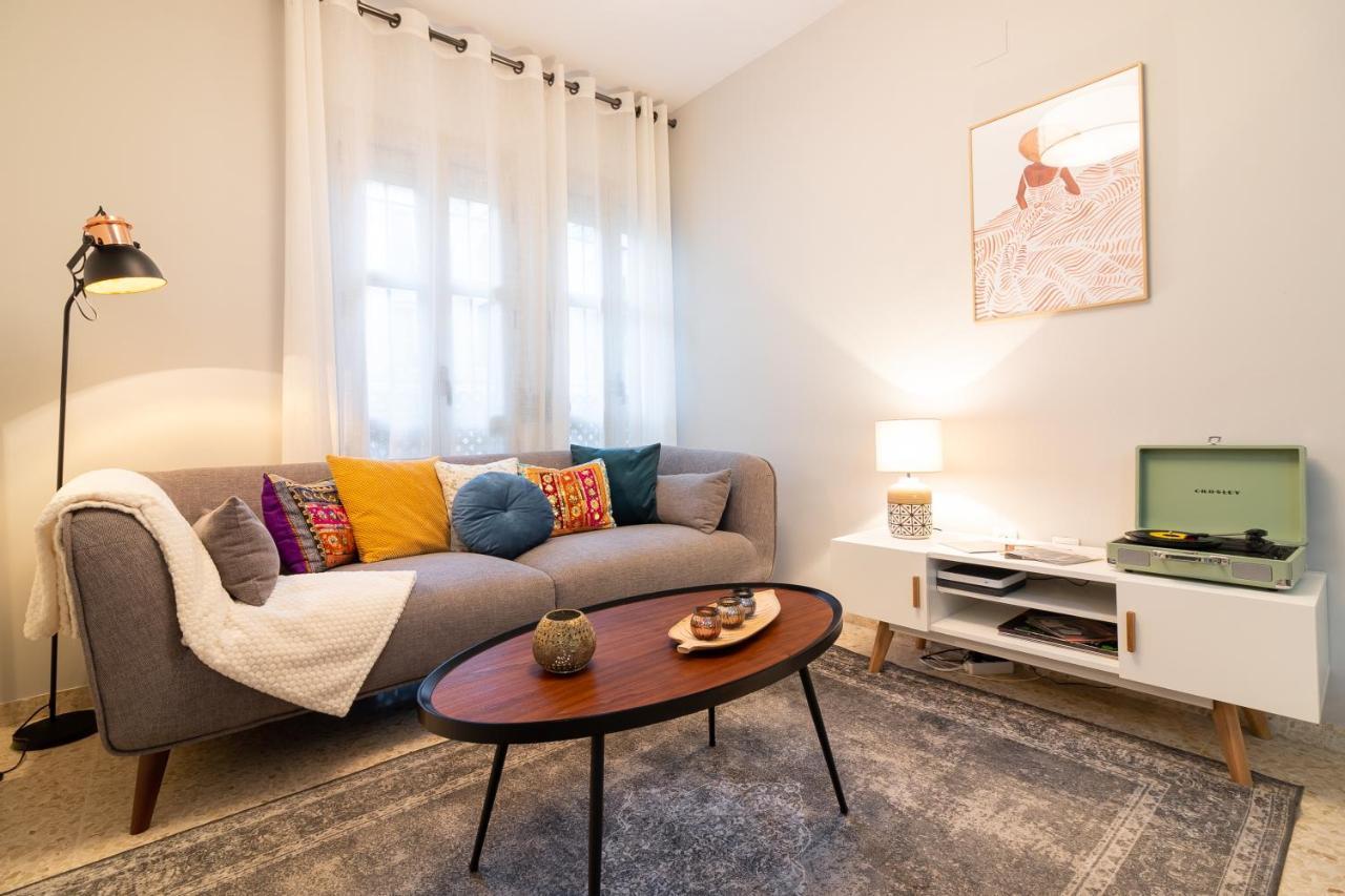 Апартаменты Malaga Center Flat Aventurero Boutique Экстерьер фото